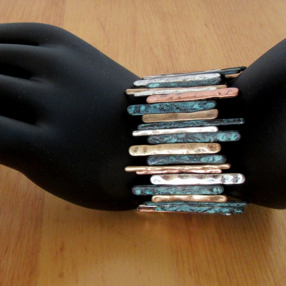 Mixed metal fencepost style stretch bracelet